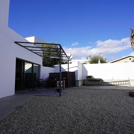 Extra Large With Courtyard Διαμέρισμα *